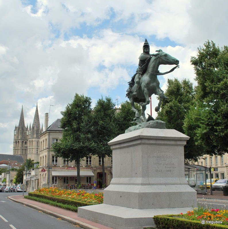 Le Connetable Bertrand Du Guesclin monument - Caen by @.tregubov