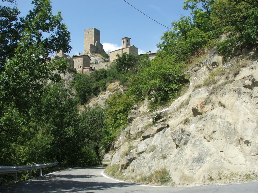 Castello di Carpineti by robted