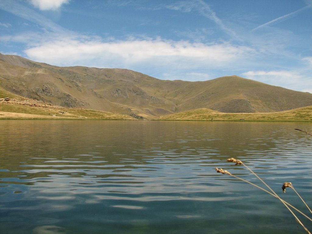 Estany de Filià by Sergio Macias