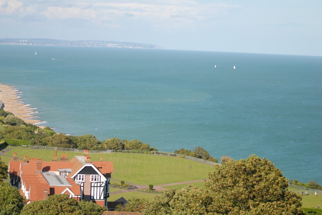 Eastbourne, UK by Arek Janusz