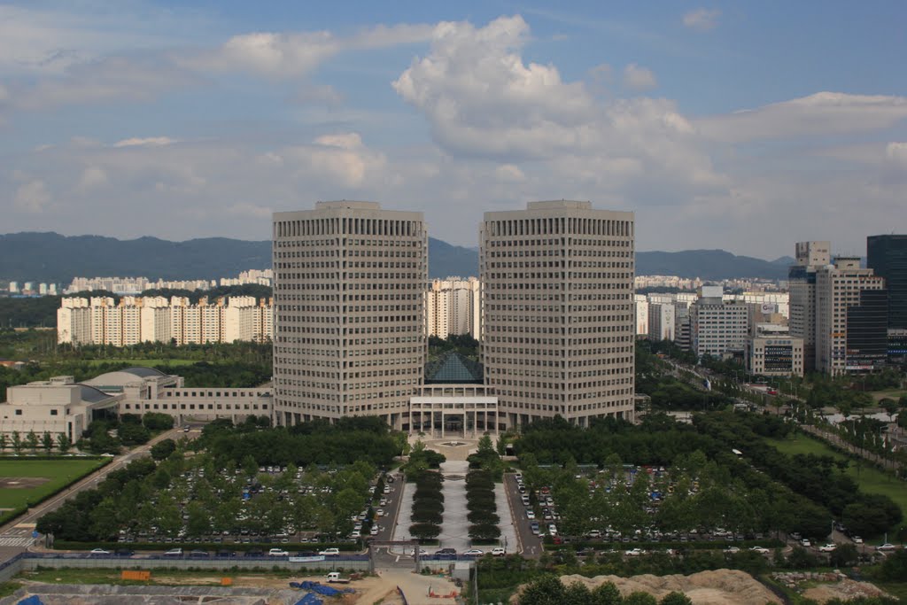 Government Complex Daejeon West by el2thekwo