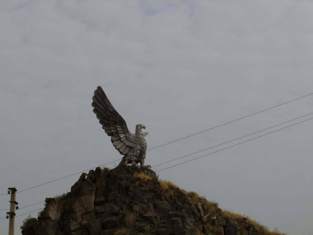 The Statue of Eagle by Vardan Elbakyan