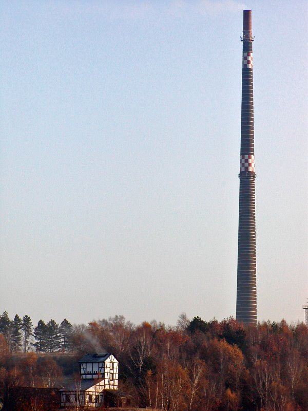 Hohe Esse und Treibehaus vom VIII. Lichtloch des Rothschönberger Stollns by Jens Kugler [Kleinvoigtsberg]