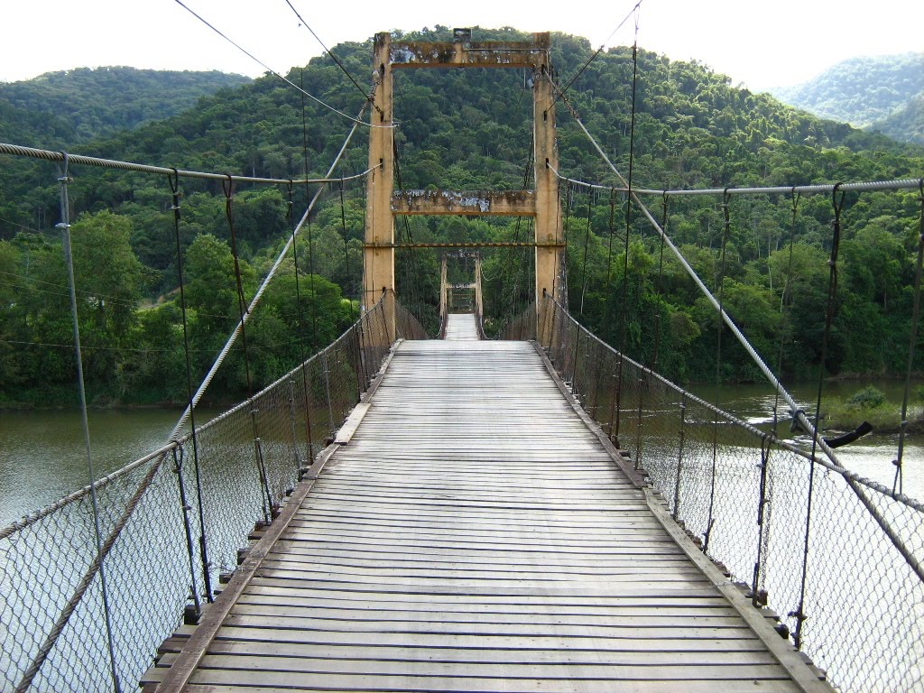 Ponte Pênsil: Liga Distrito de Warnow a BR 470 - Indaial - SC by Ivo Kindel