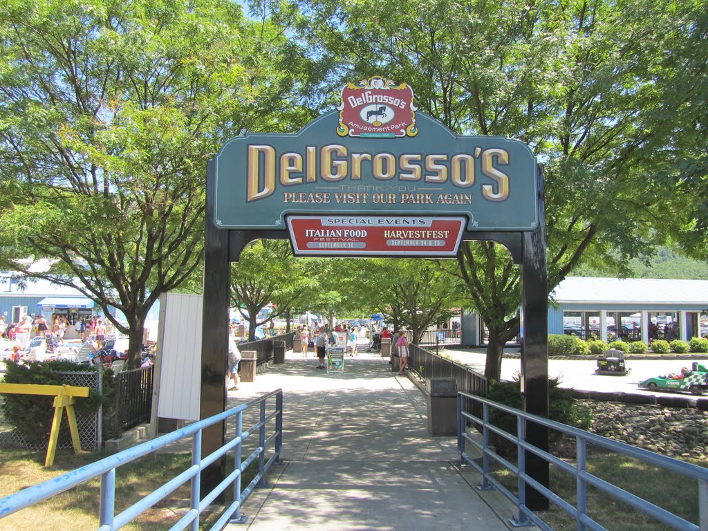 DelGrosso's Amusement Park by Adam Elmquist