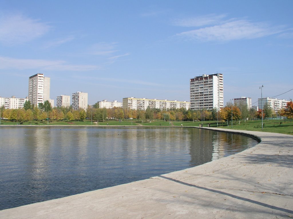 Бабаевский пруд, Москва, р-н Гольяново by evgeny-hapov