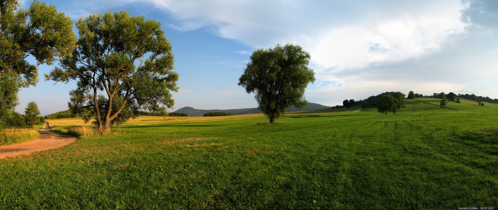 An dem Finkenhübel by Karsten Schiller