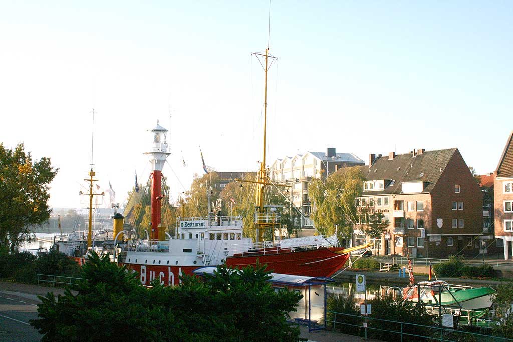 Feuerschiff am Emder Delft by www.lars-heppner.de