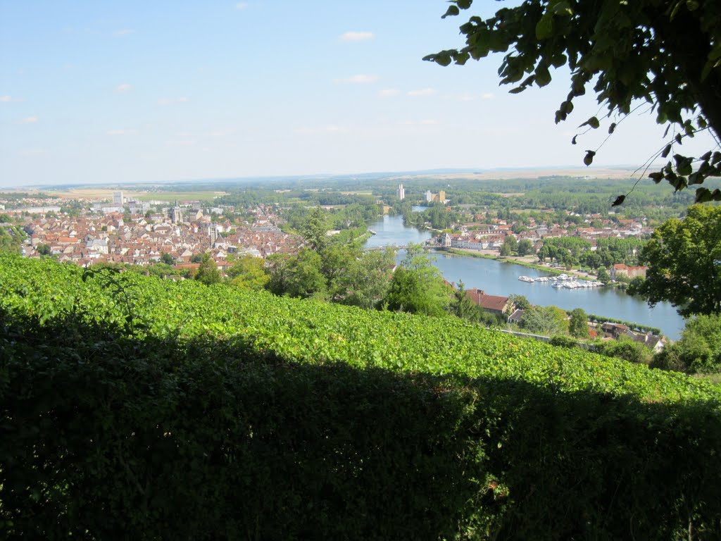 Panorama sur Joigny by Kirt