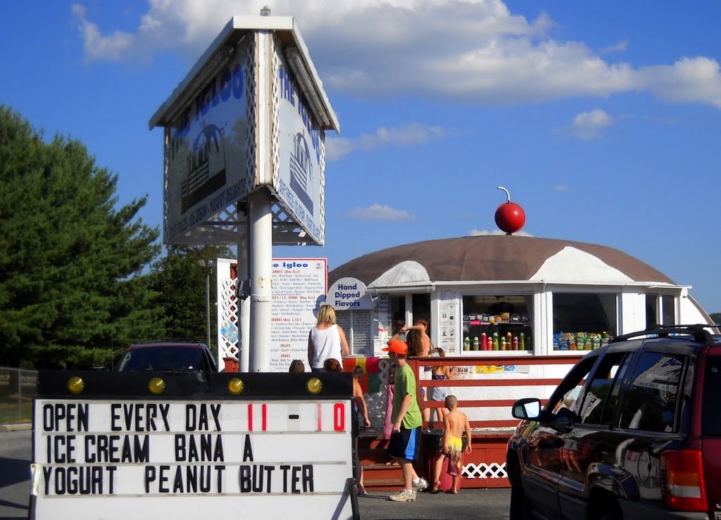 The Igloo, Historic Lincoln Highway, Route 30, 462 East Main Street, Everett, PA 15537 by Mean Mister Mustard