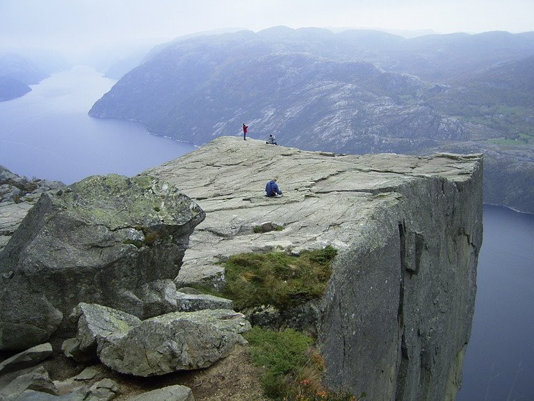 Prekestolen by Jürgen Skop