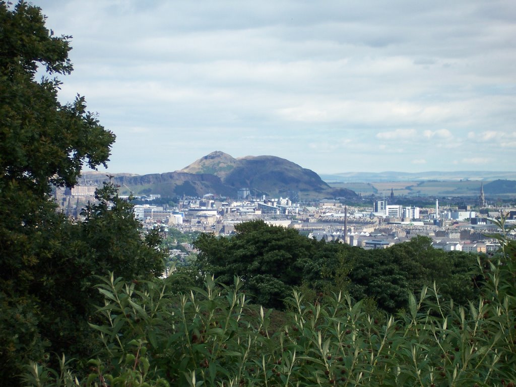 Arthurs seat from corstorphine hill by wutangmonkey