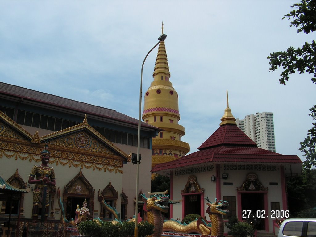 Tailand Budish Temple by Bircan EREN