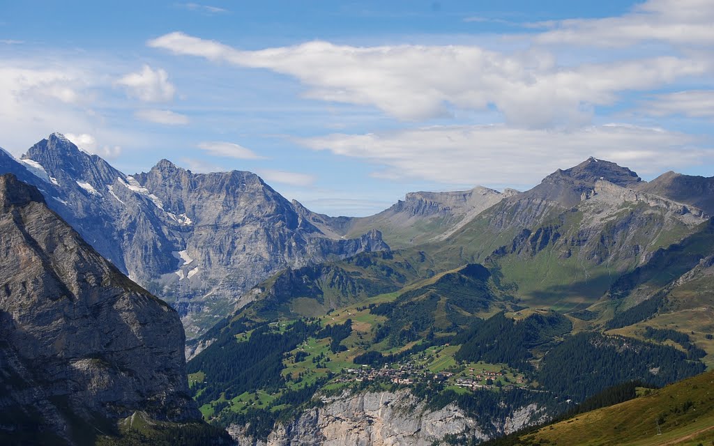 Gspaltenhorn, Mürren, Schilthorn by Hans J.S.C. Jongstra