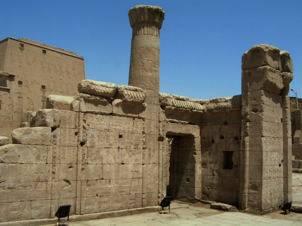 Horus Tempel (Edfu) by Malte Scholz