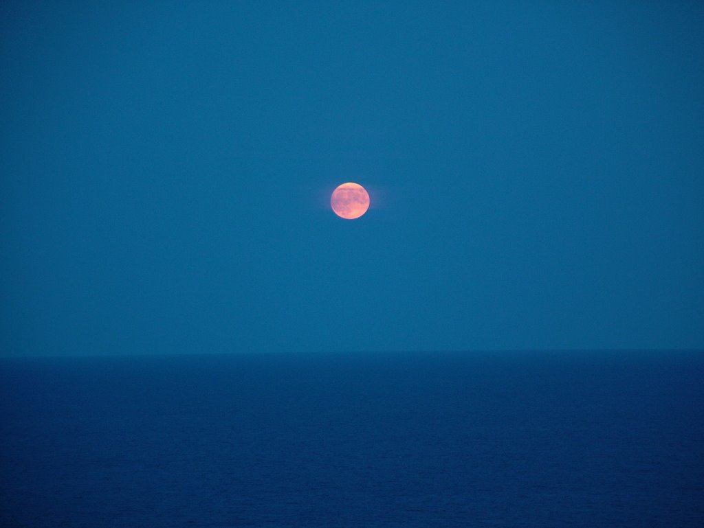 Santa Maria Navarrese - Baunei (NU) Luna Piena vista dall'Ostello by bonamix