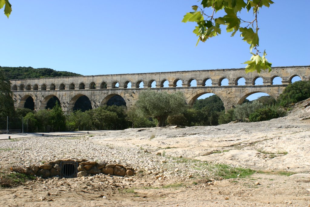 Acquedotto romano by marco e fiorenza