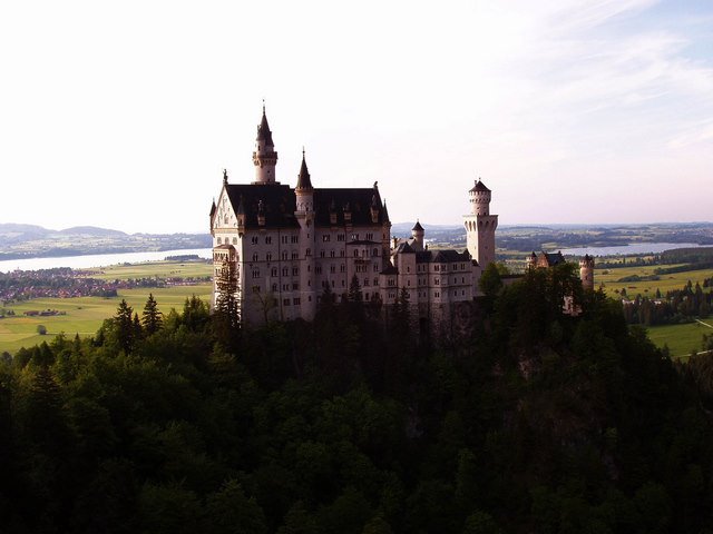 127 Schloss Neuschwanstein by Daniel Meyer