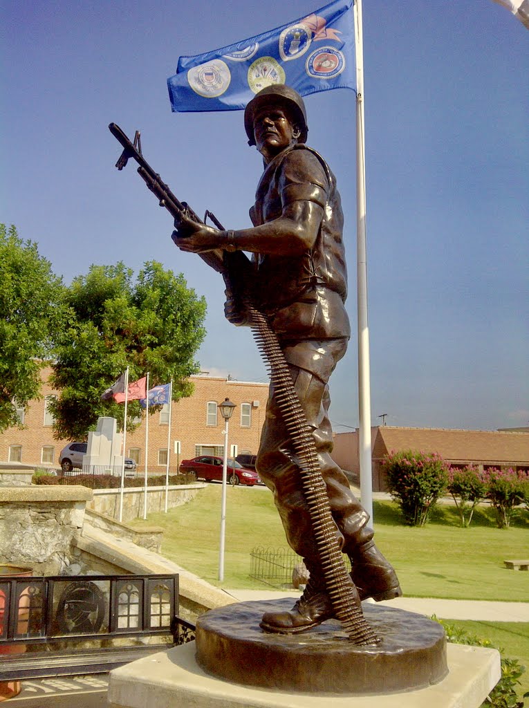 2011, Pocahontas, AR - War Memorial by Qwilleran