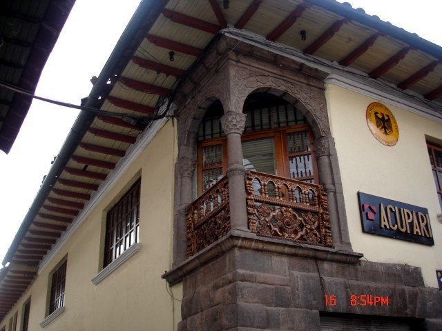 Balcon en Cuzco by Marta Teresita