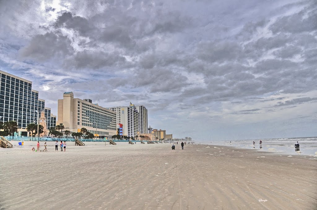 Daytona beach by Gio