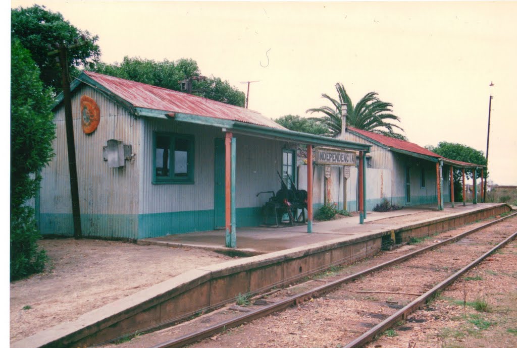 Estación Independencia by Pablo De Vita