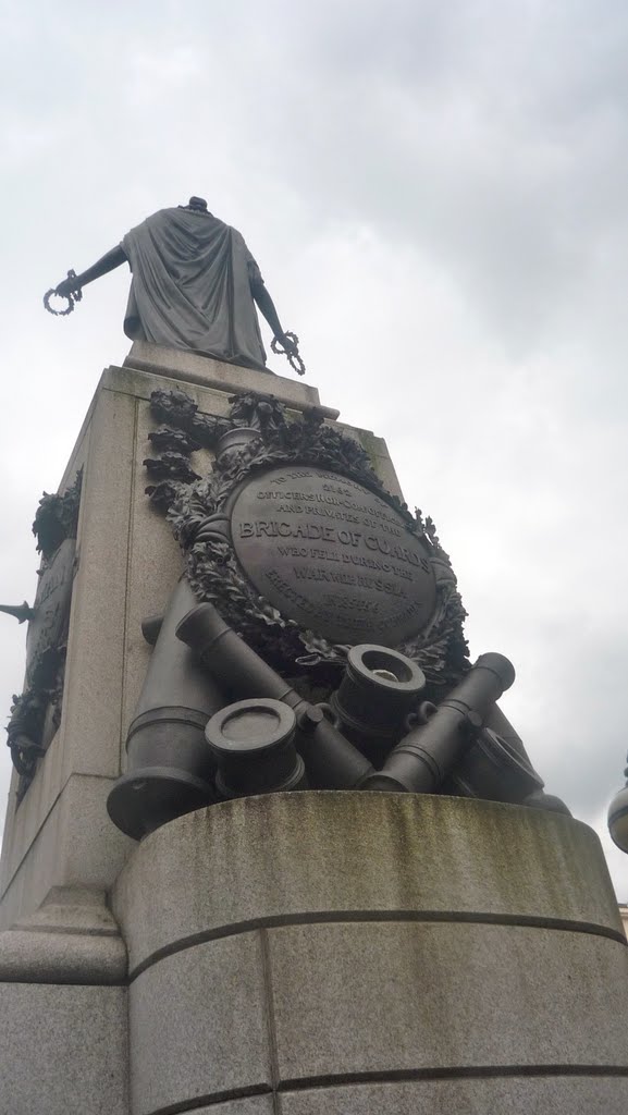 Crimean War Memorial, Waterloo place, London by VLAD