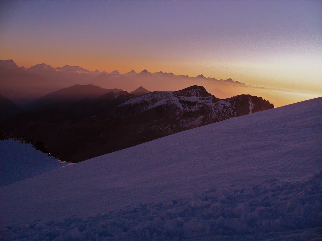 Le soleil sur le Valais, 1ér Août by Ferrom