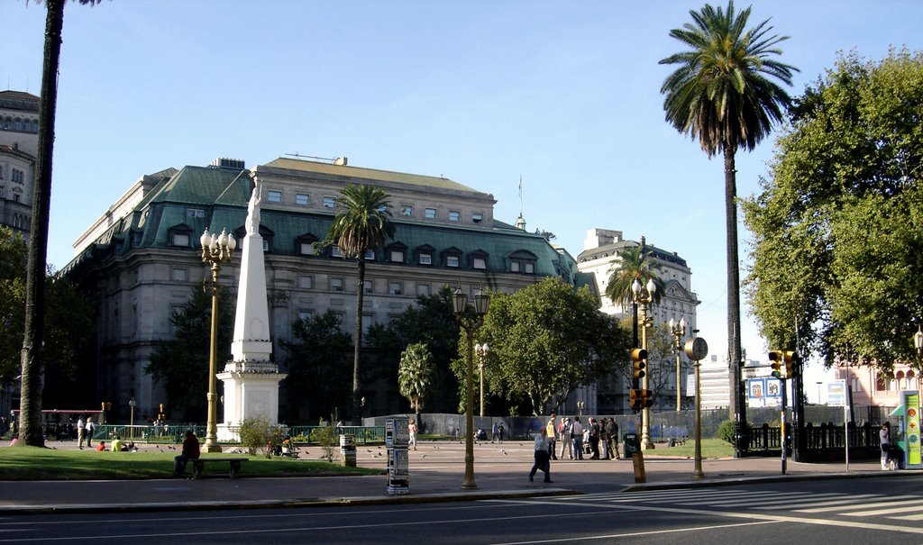 Argentina, Buenos Aires, Plaza de Mayo by cesarcriado