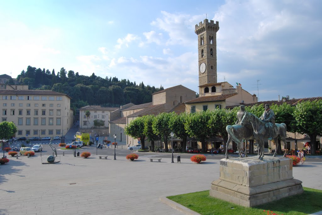 Fiesole - Piazza Mino da Fiesole by Sara Gessa