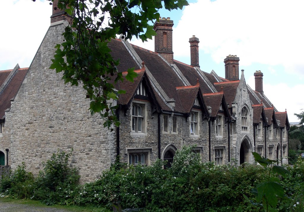 Almshouses, College Road, Maidstone - July 2008 by TonyA