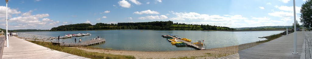 Le Lac de Liez by Eric-Claude