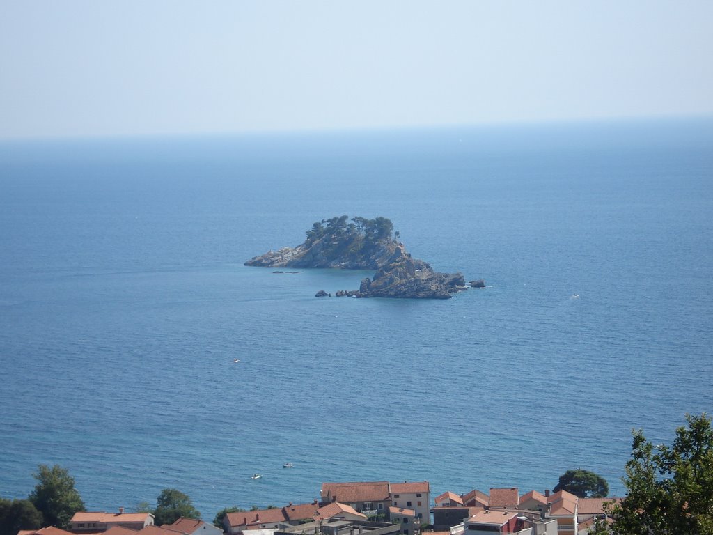 Petrovac, Montenegro by commic