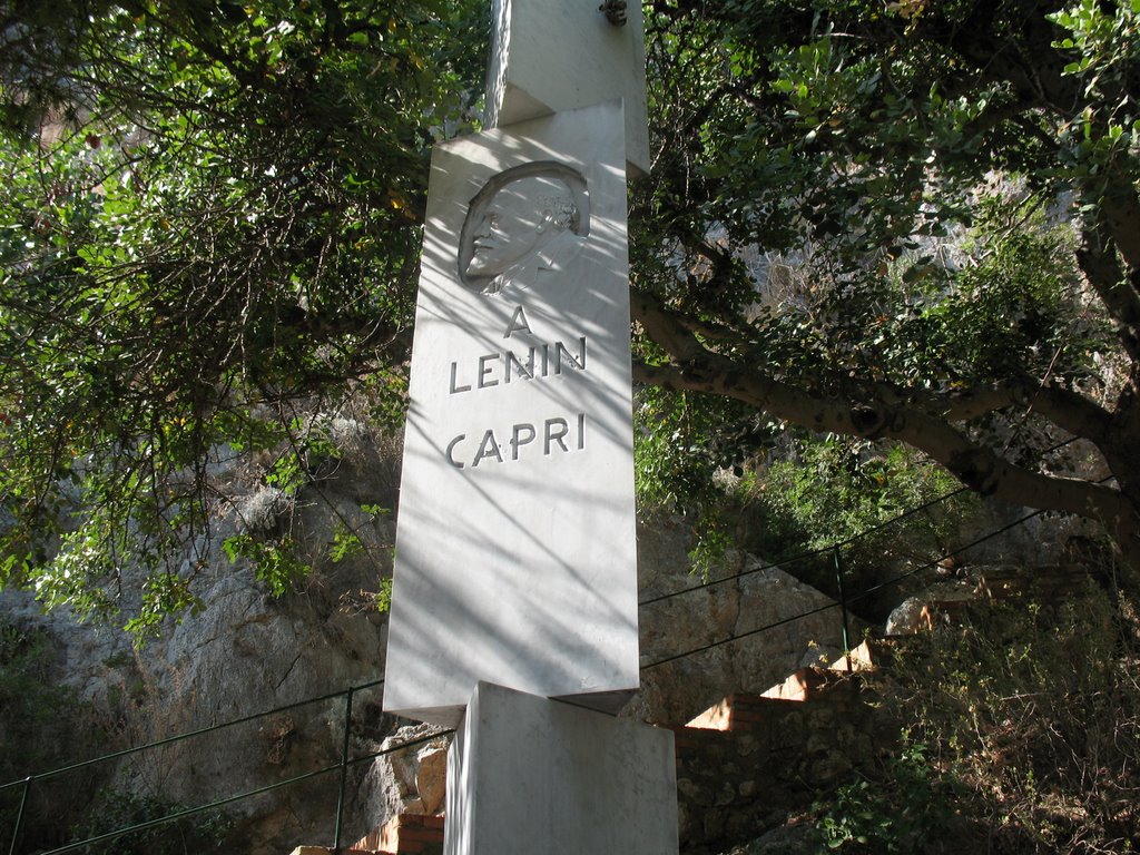 Capri and Lenin 27/08/2007 by EugenyGromenko