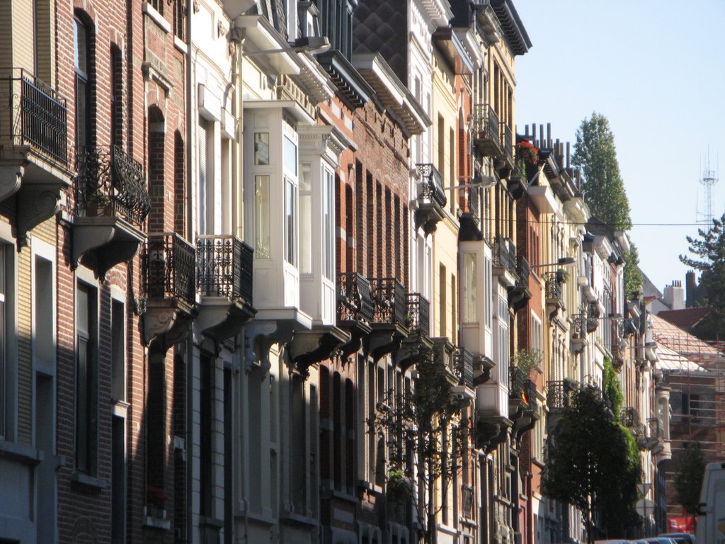 House facades on Rue Guillaume Stocq, Ixelles by stc1