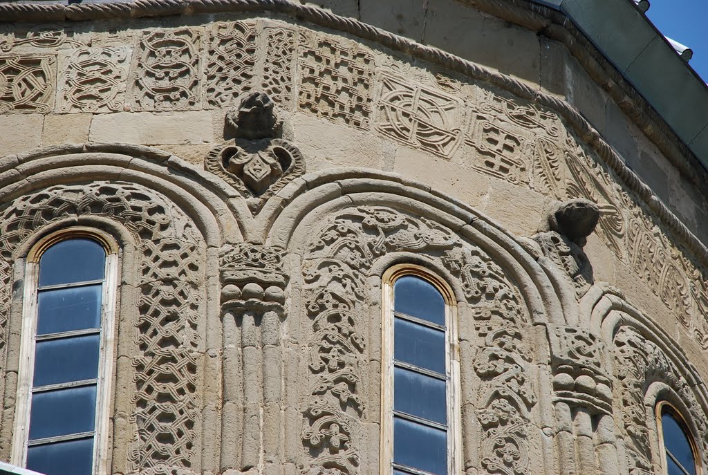 DETALLE TORRE MONASTERIO DE GELATI by angbar11