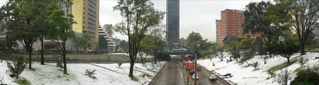 Granizada, Calle 26 hacia el occidente by Alonso Cárdenas