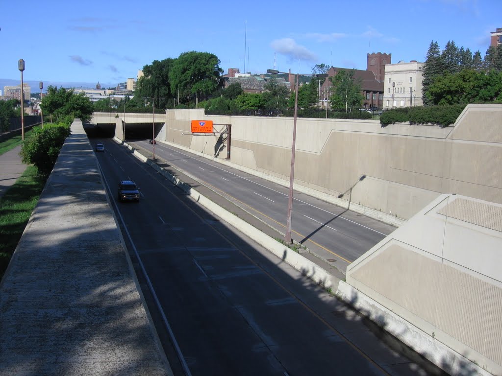 Near I-35's Northern Terminus 8-9-11 by jeanduluth