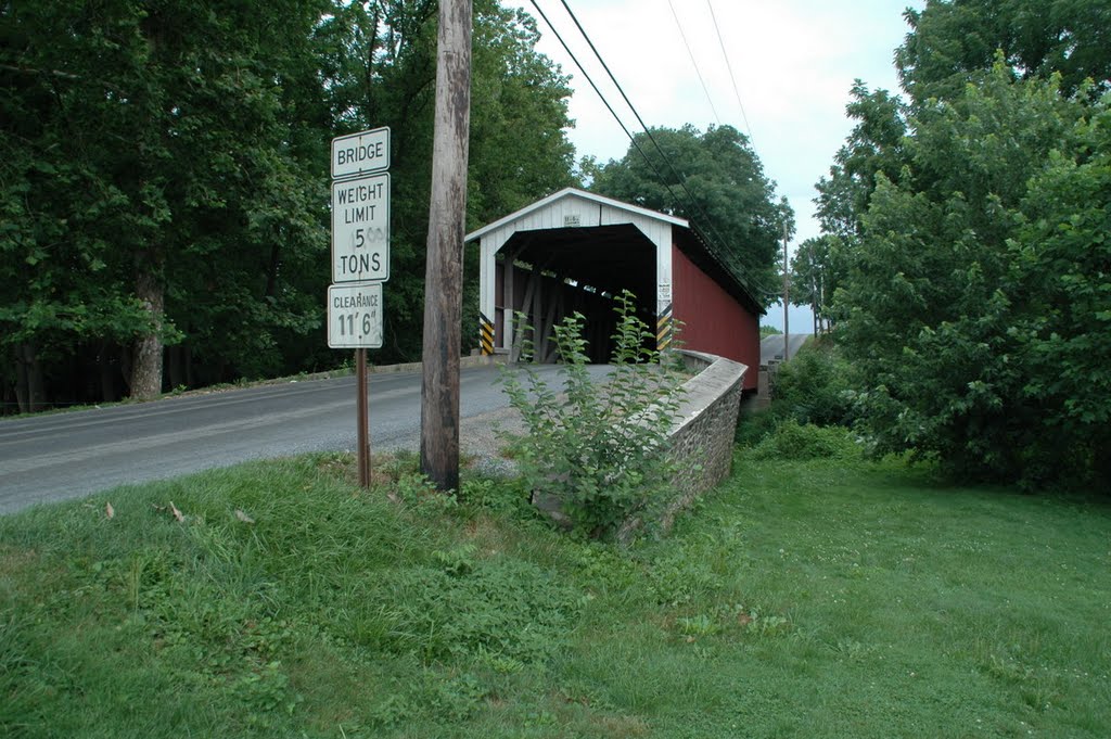 Amish Country - Pennsylvania - USA - 2011 by Ole Holbech