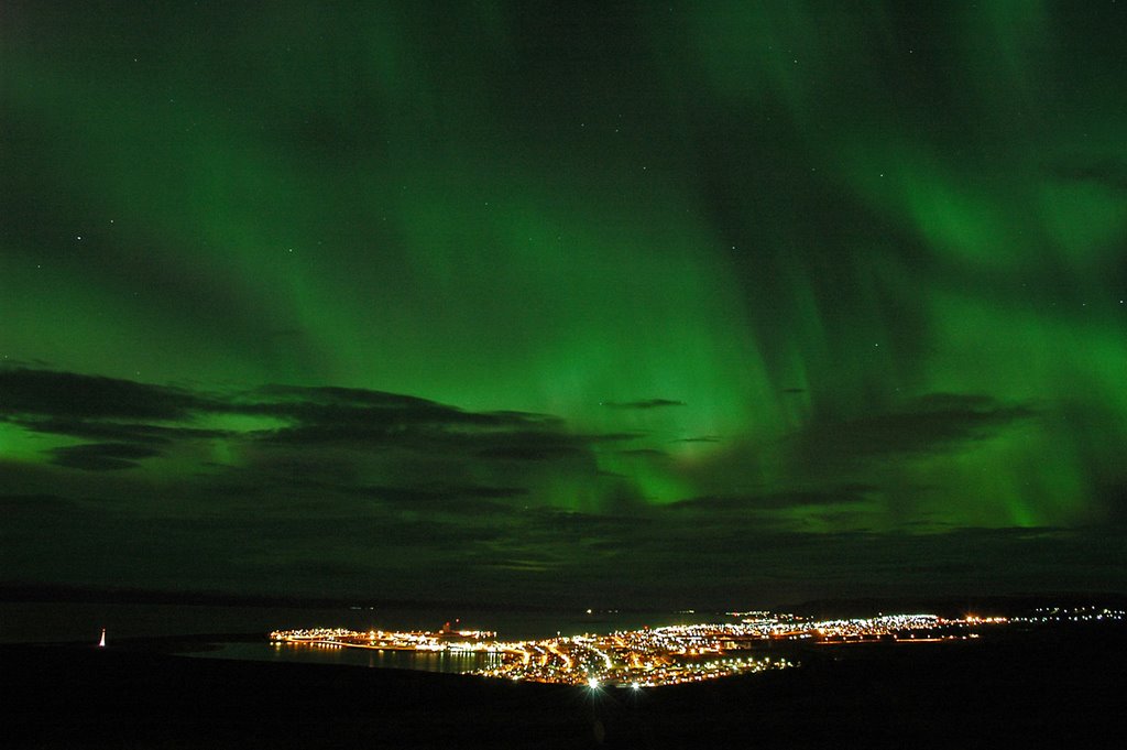 Nordlys - Aurora Borealis - over Vadsø by Jens Gressmyr