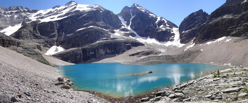 CANADA, YOHO NP: Lake Oesa by Ashraf Nassef