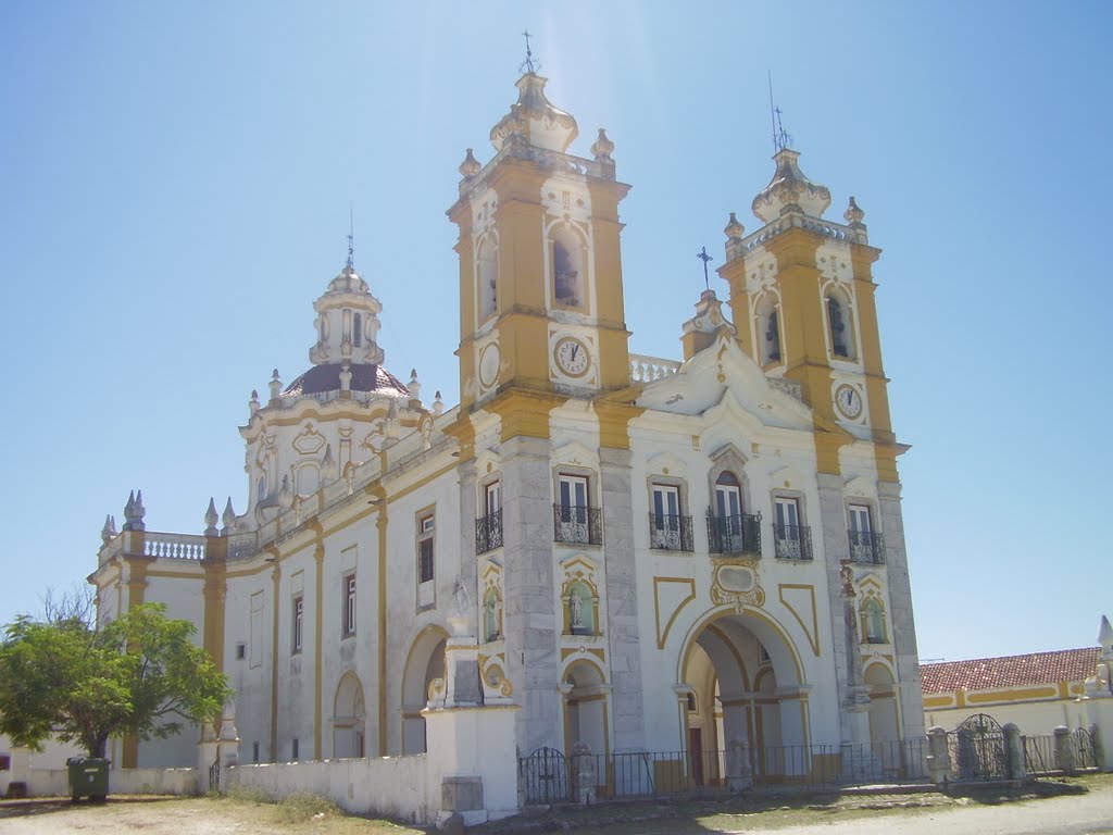 Igreja Matriz Nossa Senhora D'Aires - Viana do Alentejo, Portugal by Parruco