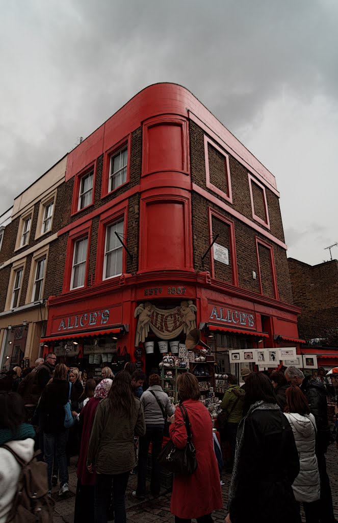 Portobello Road Market by voltaic