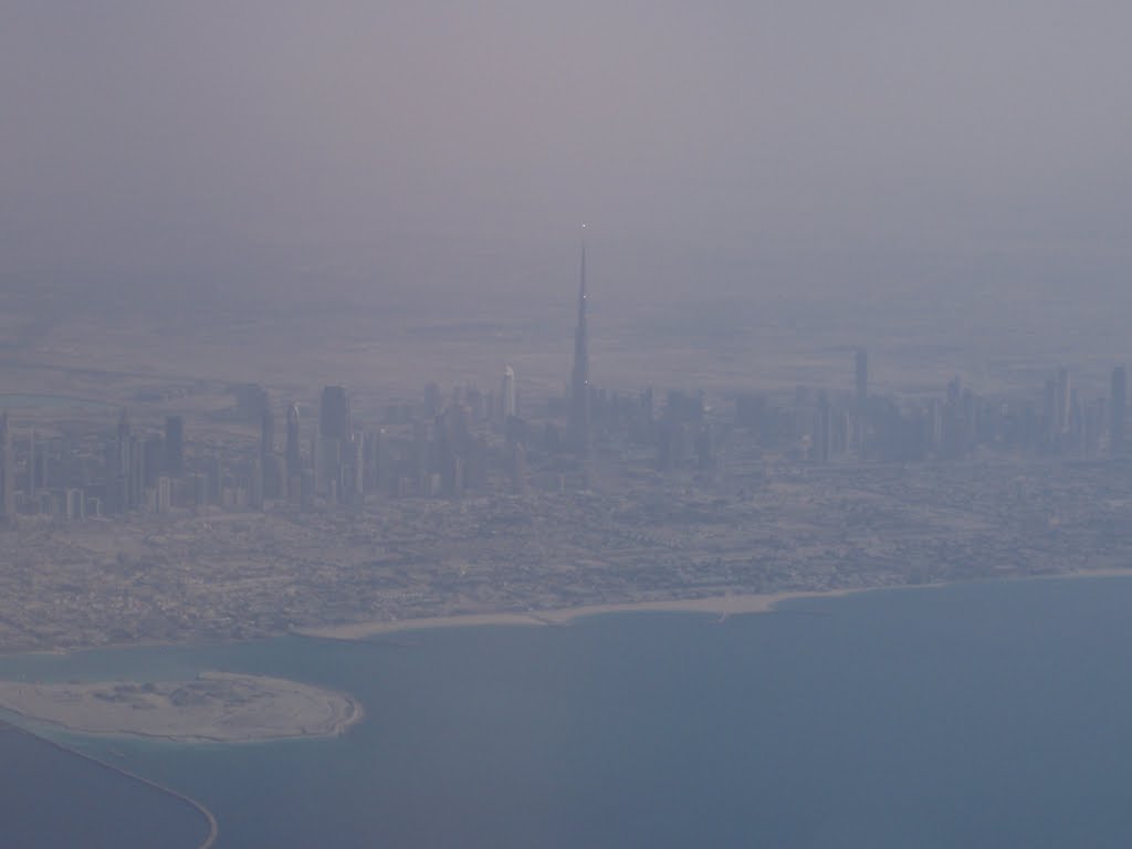 Dubai im Landeanflug by innominateArt