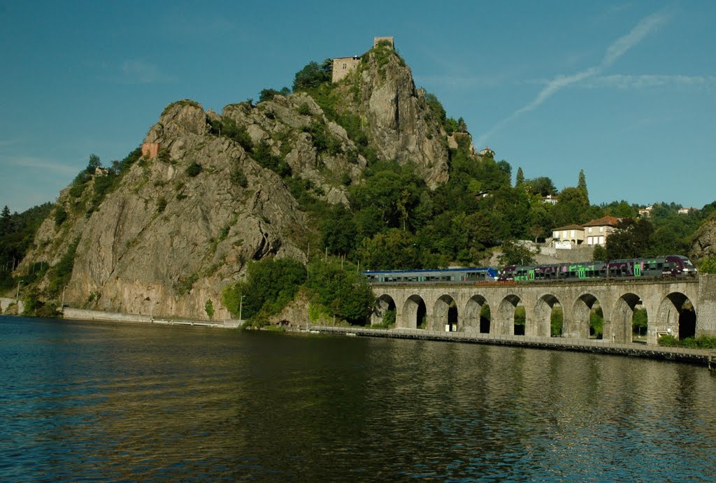 Bord de Loire - Saint-Paul-en-Cornillon by Ghislain Samochwal