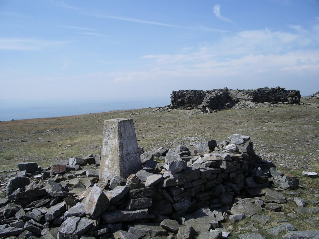 Cross Fell - Pennine Way: www.ThePennineWay.org.uk by johndaly