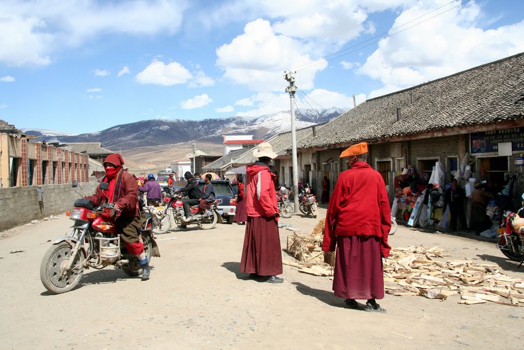 Achaxiang,Sichuan, China by suila