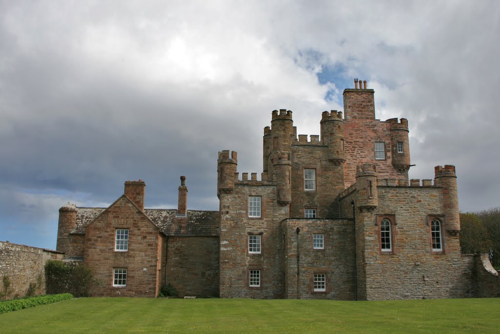 Mainland -Castle of Mey by aurora bella