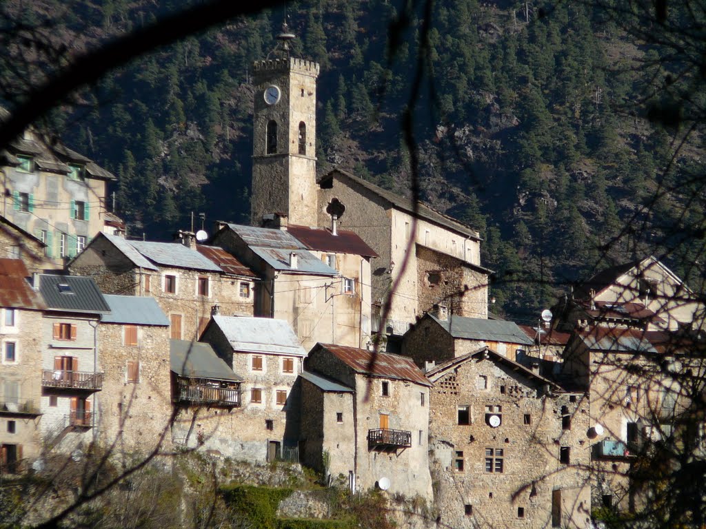 Roubion le village by godemont