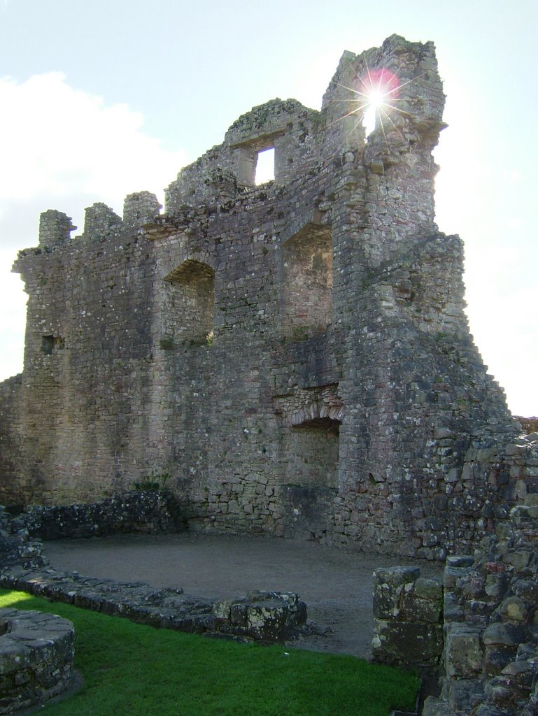 Coity Castle by fillup